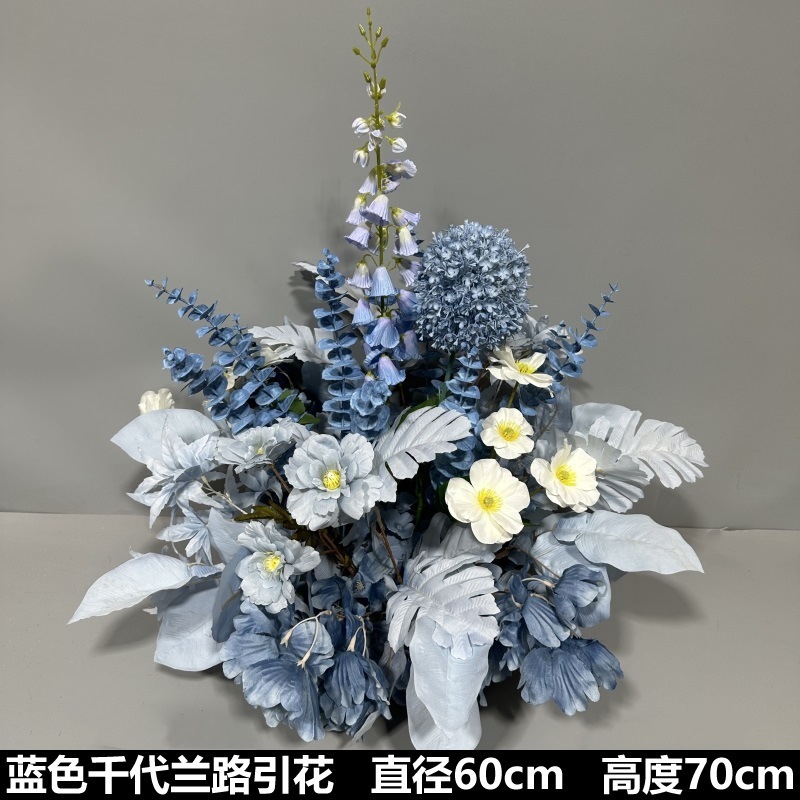 Flor de la boda de la flor Chiyeya rosa roja fila de orquídeas fila de flores bosque escena de compromiso decoración de la boda fondo de decoración