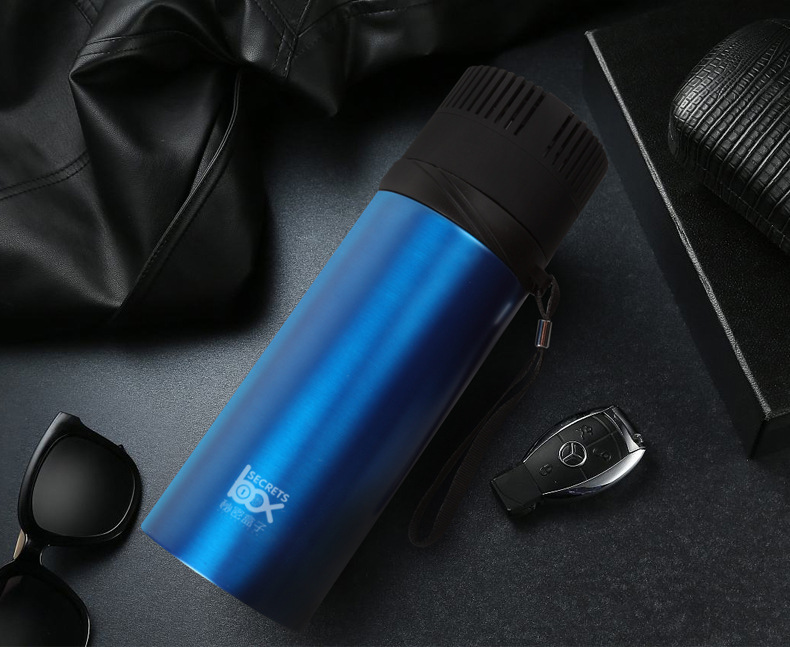 Portable insulin refrigerated box car mini refrigerator mini medicine beverage cooling Cup outdoor car refrigerated box