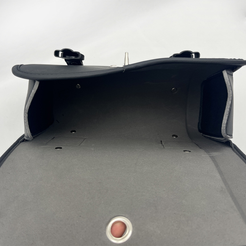 Motorcycle, Scooter, Electric Vehicle, Bicycle, Leather Front and Rear Bags, Side Bags, Rider's Electric Vehicle