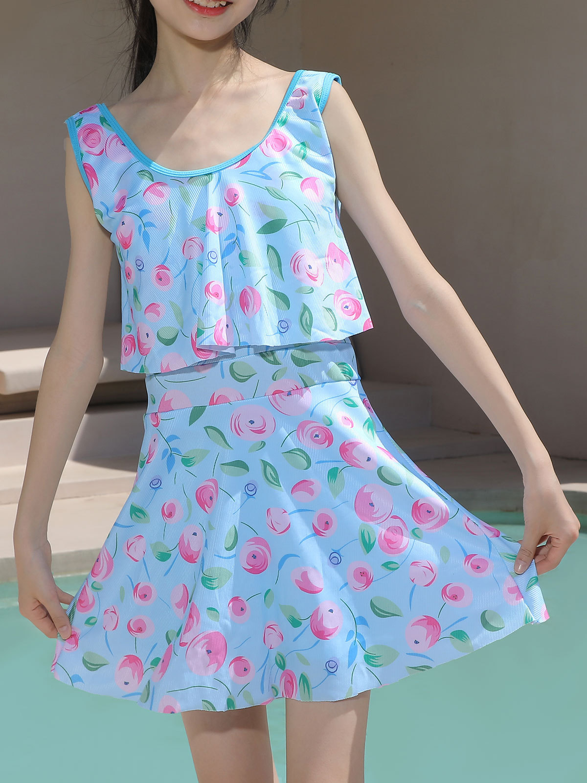 Hu Run trajes de baño niñas estudiantes de secundaria conservadores niños mayores 2024 nuevas niñas unidas con protector solar cojín de pecho para niños