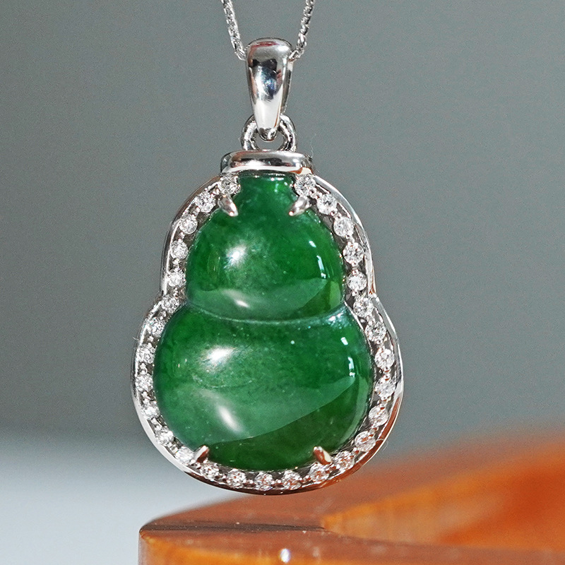铂金PT950培育钻石镶嵌满钻翡翠葫芦吊坠满天星锁骨链单坠女寓意|ms