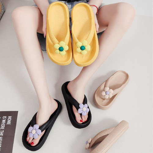 Factory wholesale poop slippers, home indoor thick bottom, men and women's bathroom, soft bath, home people's word sandals