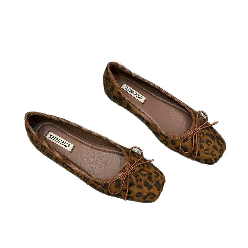 Coreana cuadrada cabeza leopardo zapatos de mujer 2025 otoño explosivo estilo francés lazo con falda zapatos de ballet de noche