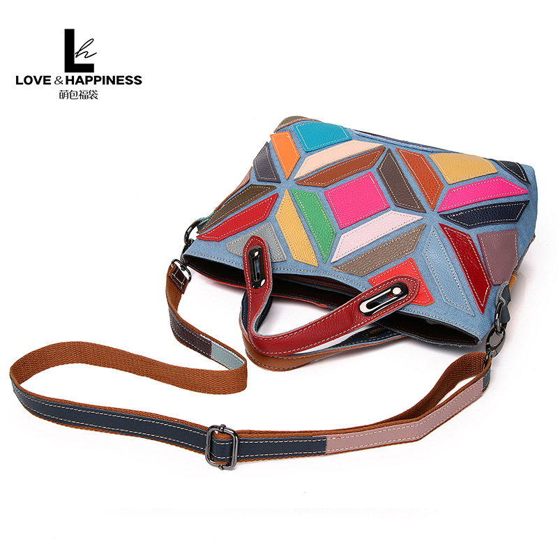 Nueva bolsa de hombro de cuero casual versátil bolso de mano simple personalidad diaria nicho de viaje mochila mujer