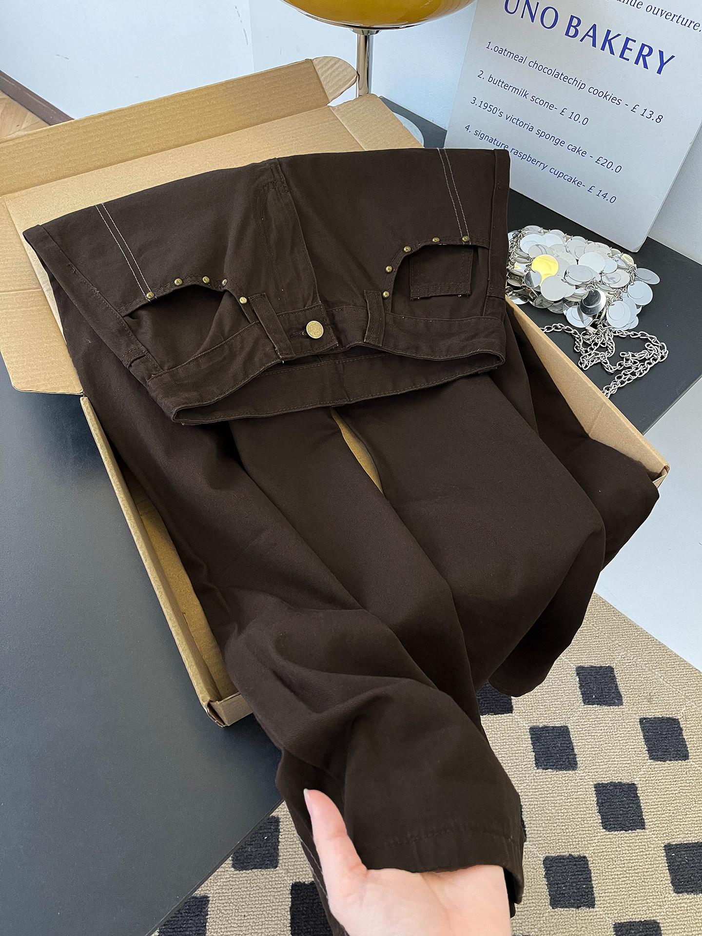 Women's High-Waisted Slimming Wide Leg Trousers Brown Rhinestone Patchwork Casual Denim Jeans Pocket Detail Retro American Style Spring Fashion_ecoleips.com