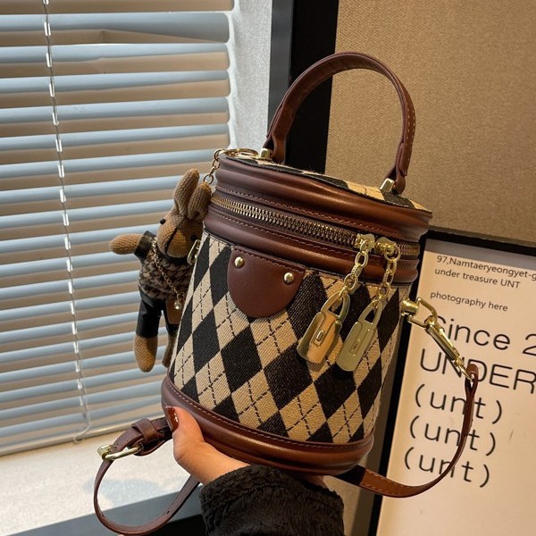 Cross-Border Retro Fashion Versatile Bucket Bag For Women 2025 New Arrival Luxury Niche Shoulder Bag - Thumbnail 3