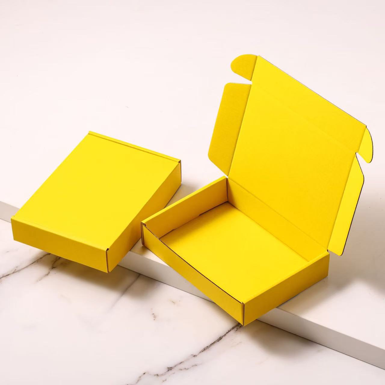 批发电商服装快递物流打包盒黄色飞机盒五层瓦楞折叠纸盒可印logo