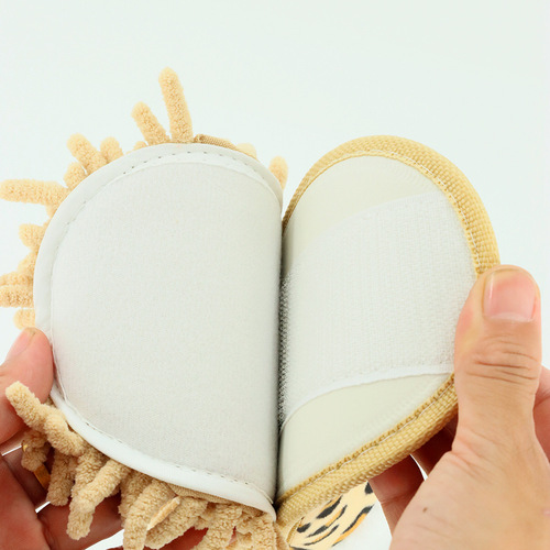 Cross-border hot-selling autumn and winter new style lazy man's floor cleaning slippers wooden floor cleaning slipper thickening warm bottom detachable 