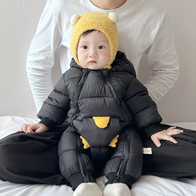 Ropa de invierno para bebés de un mes pequeño, ropa de invierno para bebés con algodón engrosado, ropa de camiseta para bebés lindos y cálidos, ropa de trepa