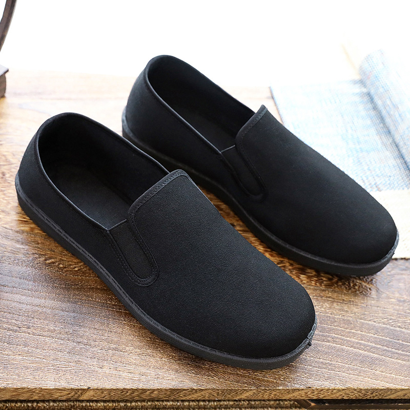 Viejos zapatos de tela de Beijing gruesos antideslizantes y resistentes al desgaste zapatos de hombre zapatos de trabajo cómodos y transpirables zapatos de trabajo negros