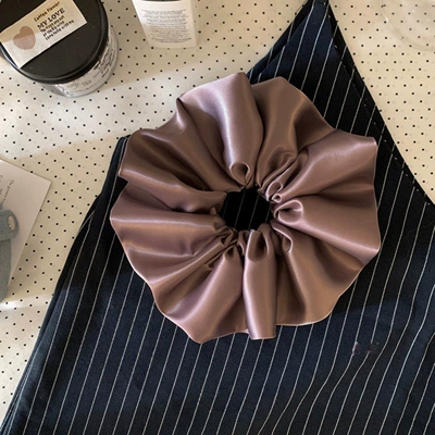 High-End Scrunchies, Hair Accessories, Saç üçün rezinlər - high-end-satin-circle-cinnamon