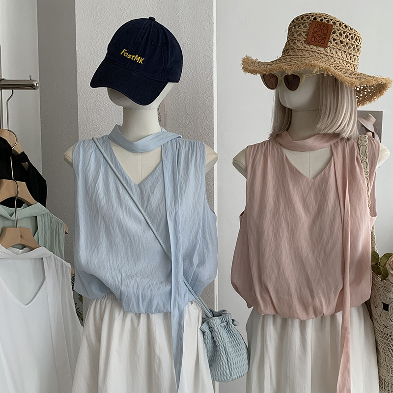 Kekezoon Ribbon V-Neck Sleeveless Vest Shirt, New Summer Style, Loose Fit, Slimming Floral Blouse, Actual Photo 8315 Kekezoon Ribbon V-Neck Sleeveless Vest Shirt, New Summer Style, Loose Fit, Slimming Floral Blouse, Actual Photo 8315