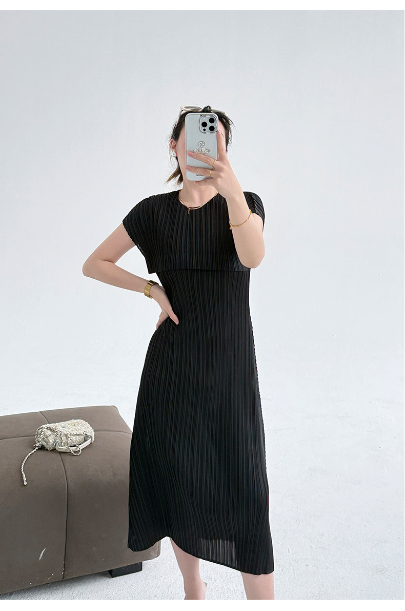 Váy liền xếp ly cổ tròn tay ngắn dáng maxi thắt eo thanh lịch — Màu xanh lam nhạt chi tiết 8