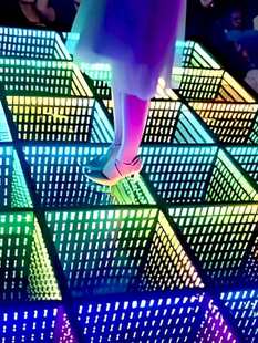 �ưɵ��DJ�ذ����Ųʟ������ҹ��T̨KTV�ĵ��v����܇չ̨