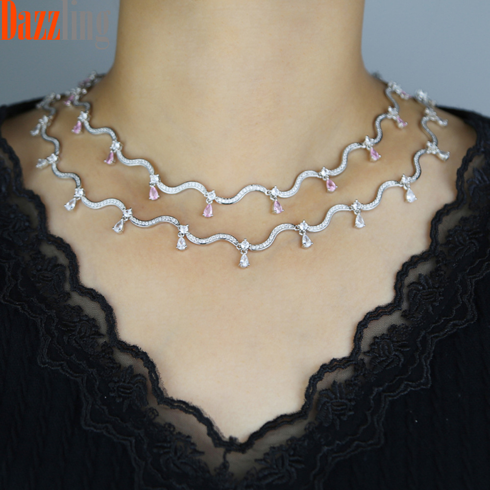 Collana con zircone a goccia donna catena geometrica elegante_voghion.com