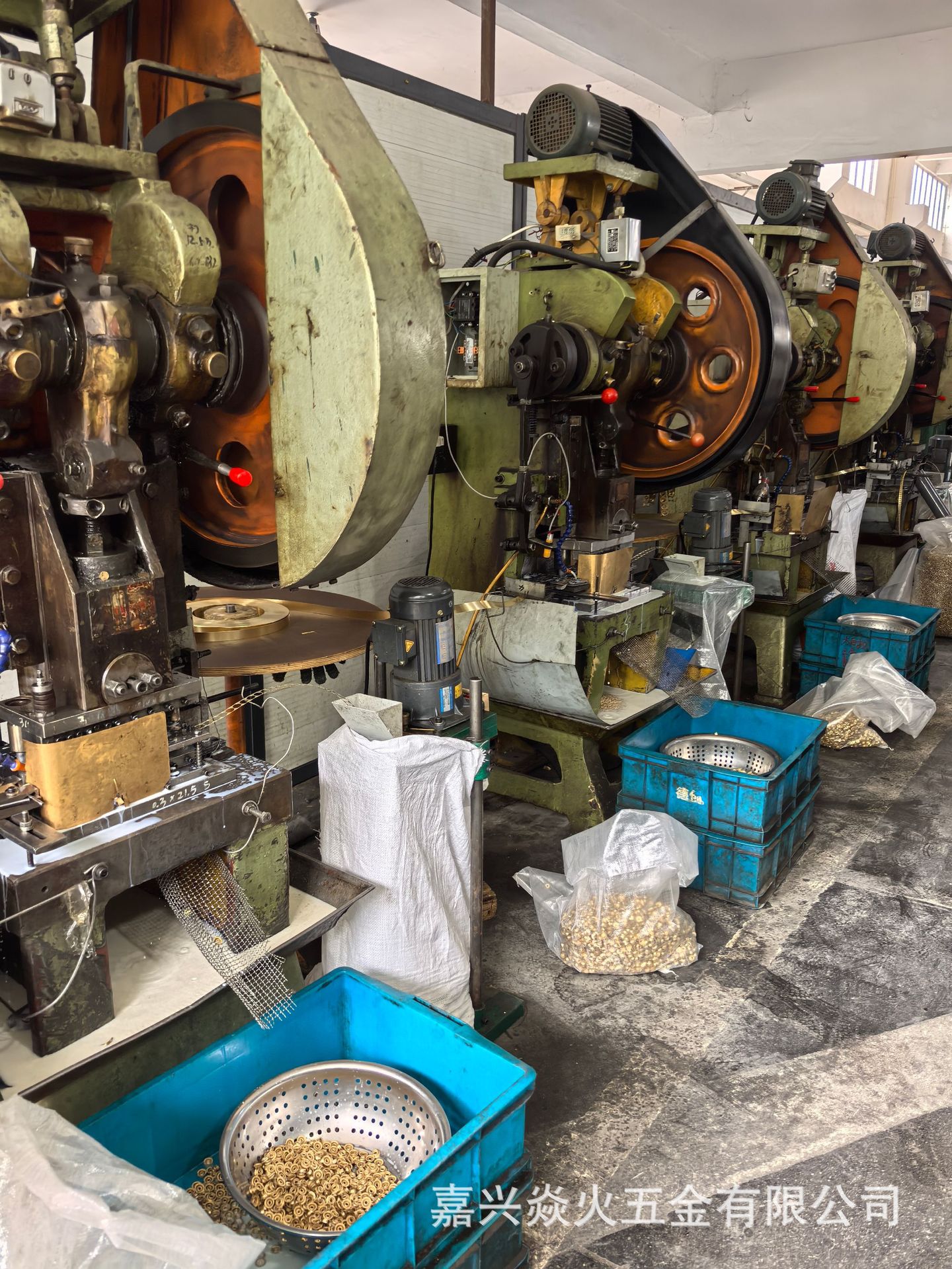 ef98c662db6649a4de61f9bbe480a4