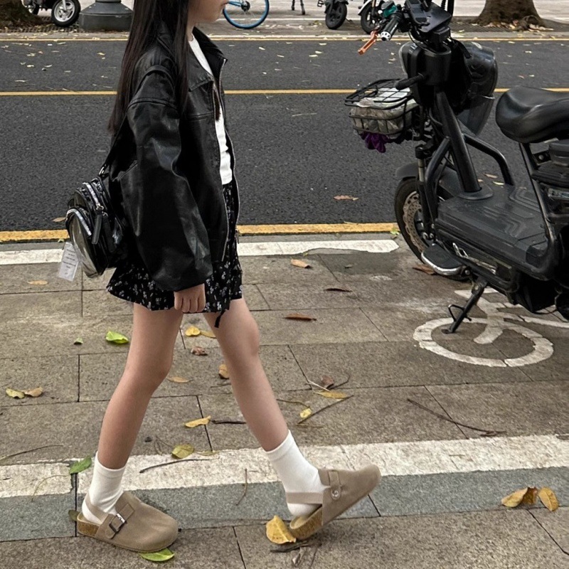 韩版女大童休闲套装春秋2024新款洋气时髦小女孩皮衣牛仔裤两件套