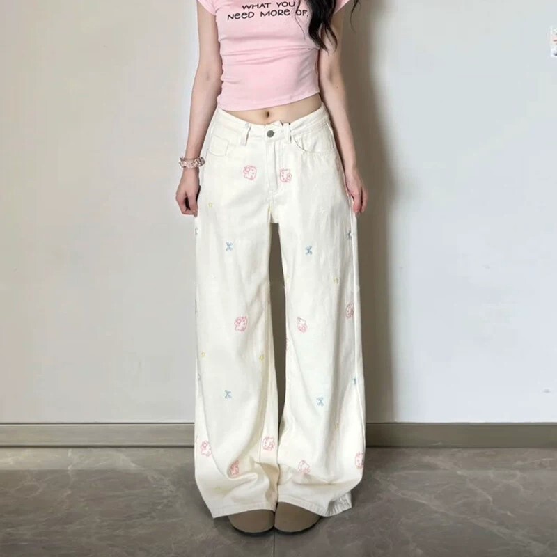 Sweet-style white wide-leg jeans for girls, featuring embroidery, a high waist, a tummy-control design, a loose fit, and a straight-leg cut