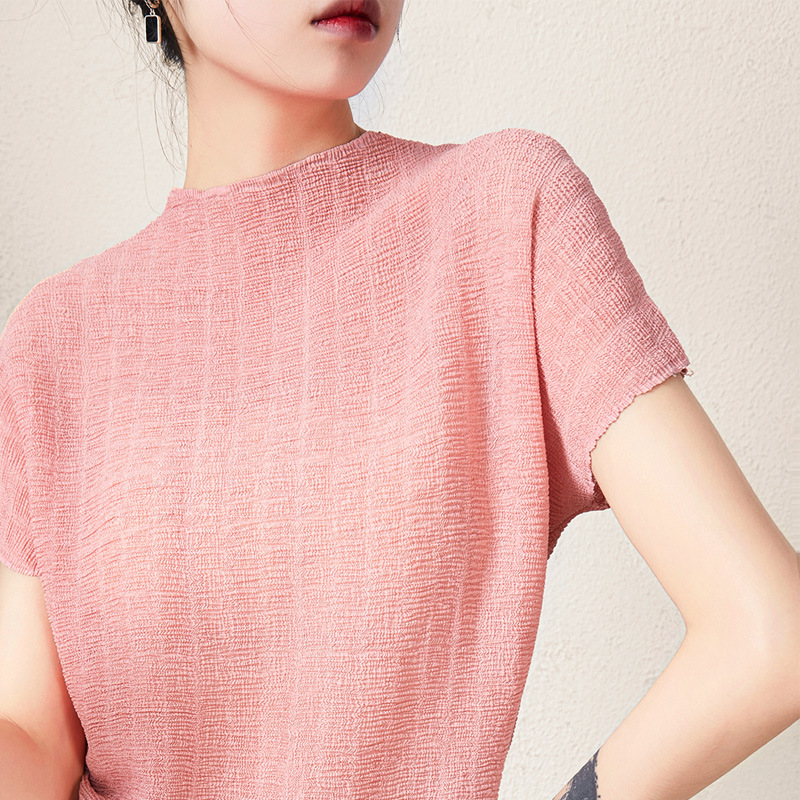 In-Stock Issey Miyake-Inspired Niche Loose Casual Heavy-Duty Textured Pleated High-End Pink Women's Short-Sleeve T-Shirt