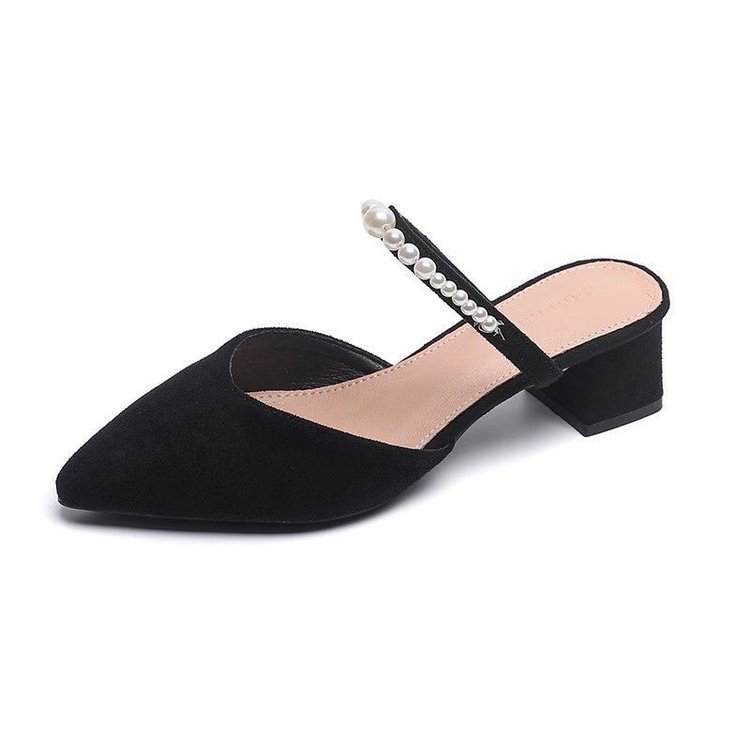 Baotou medio zapatillas de mujer 2026 nuevo verano francés perla hadas viento punta temperamento zapatillas frías de mujer