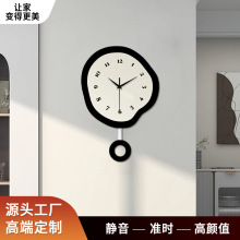 跨境北欧家用装饰时钟免打孔挂墙时钟客厅高级感静音挂钟创意挂钟