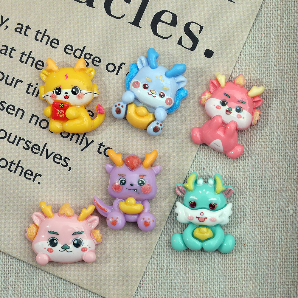 Nuevo multi-color Tyrannosaurus DIY resina accesorios crema pegamento pelo accesorios teléfono móvil Shell agujero zapato hebilla parche adornos al por mayor