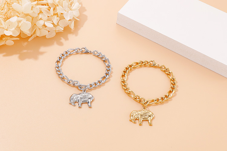 Fashion Animal Titanium Steel 18K Gold Plated No Inlaid Bracelets In Bulk display picture 10