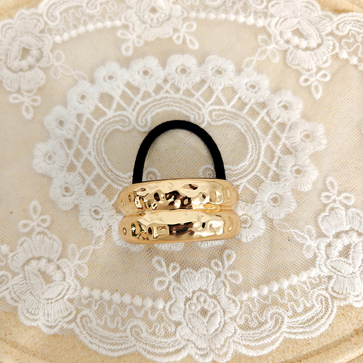 Modern Style, Classic Style Style Women's Modern Style Classic Style Round Heart Shape Knot Alloy Plating Hair Tie