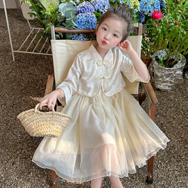 普通外套;童连衣裙;童套装