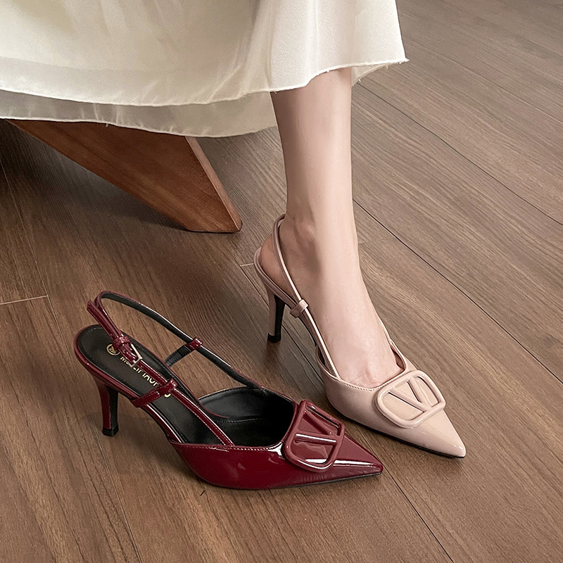 2025 verano sandalias temperamento tacones altos tacón de aguja francés hebilla puntiaguda hermosa puntera trasera zapatos de tacón de aguja vacíos