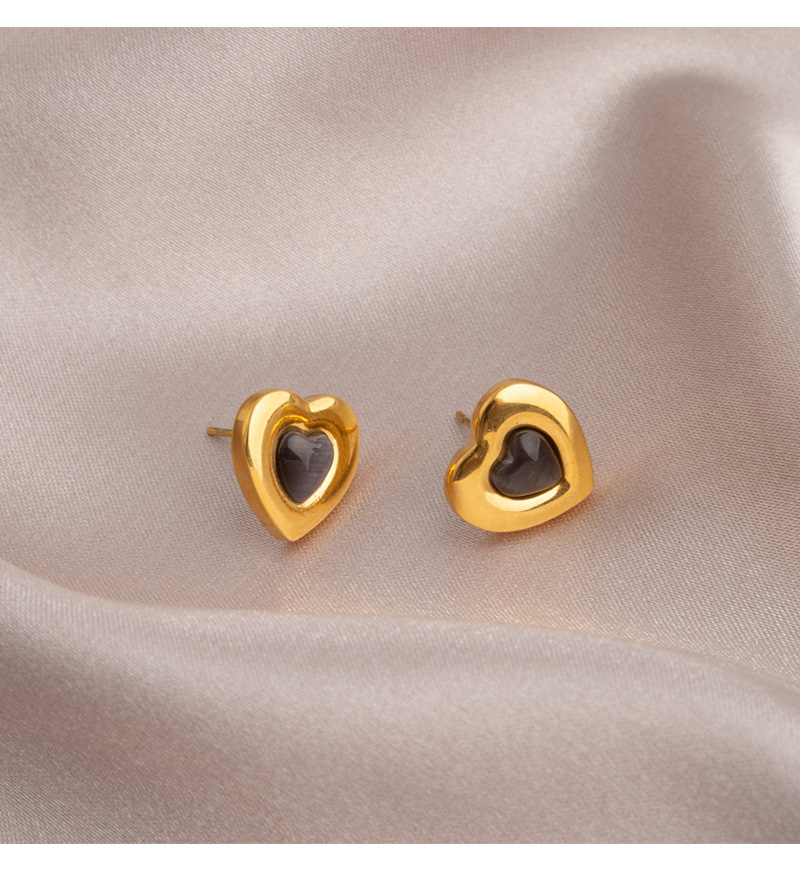 Simple Style Heart Shape Titanium Steel Plating Earrings 1 Pair