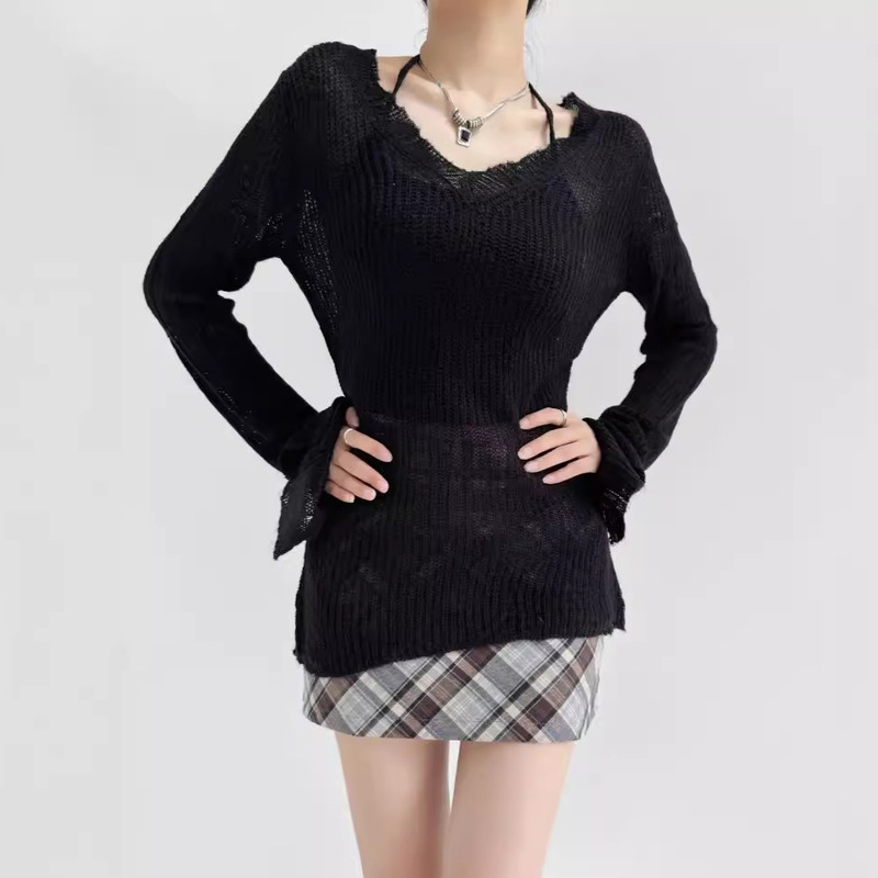 Autumn 2024 Spice Girls Big V-neck Thin Perspective Split Long-sleeved Knitted Sweater Women's Stacked Solid Color Mid-length Sweater Autumn 2024 Spice Girls Big V-neck Thin Perspective Split Long-sleeved Knitted Sweater Women's Stacked Solid Color Mid-length Sweater