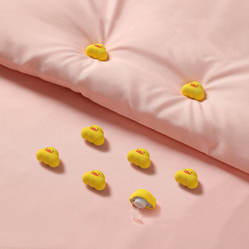 Yellow single duck (not including needle)