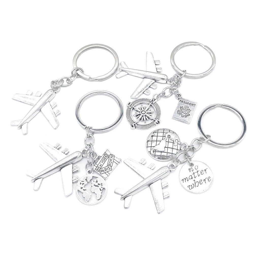 Venta caliente transfronteriza europea y americana bricolaje aleación tierra gran avión viaje llavero de metal temporada de graduación llavero colgante