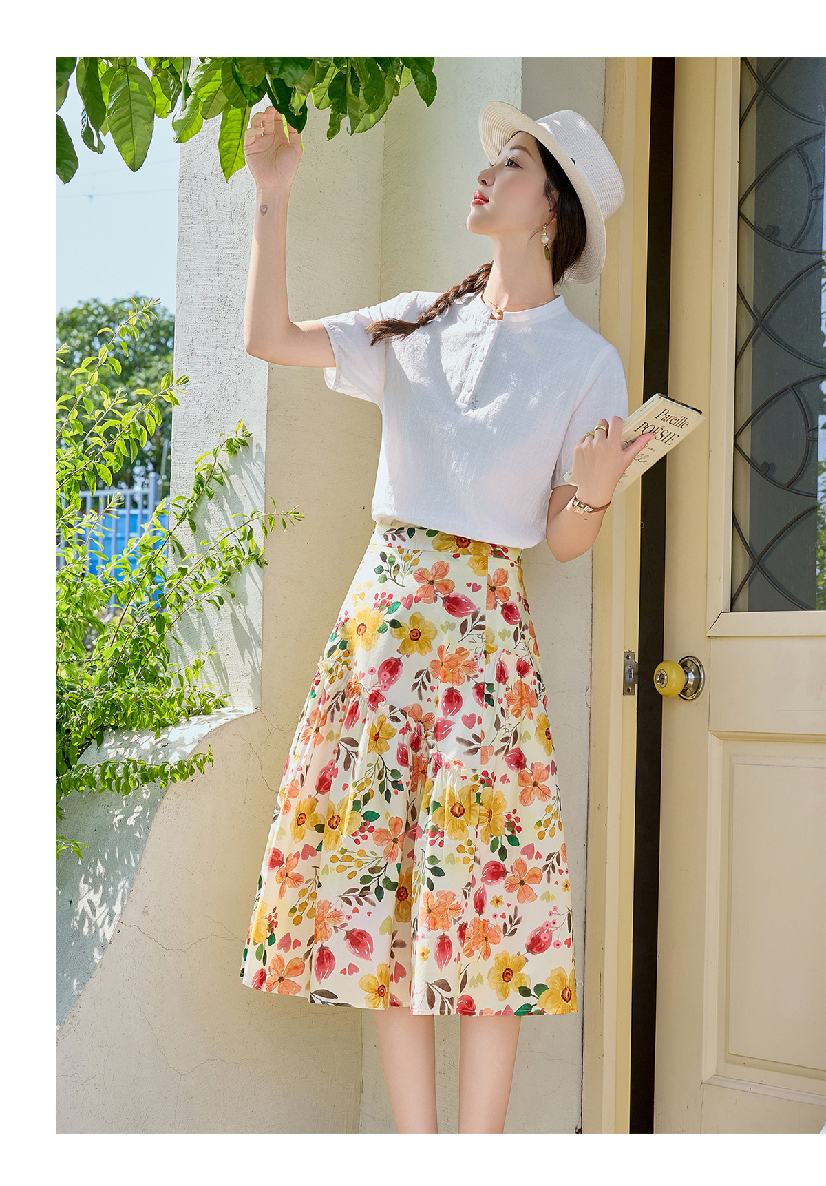Bộ váy hai mảnh gồm áo thun và chân váy chữ A họa tiết hoa, cạp cao, dáng suông dài — Màu ảnh chi tiết 13