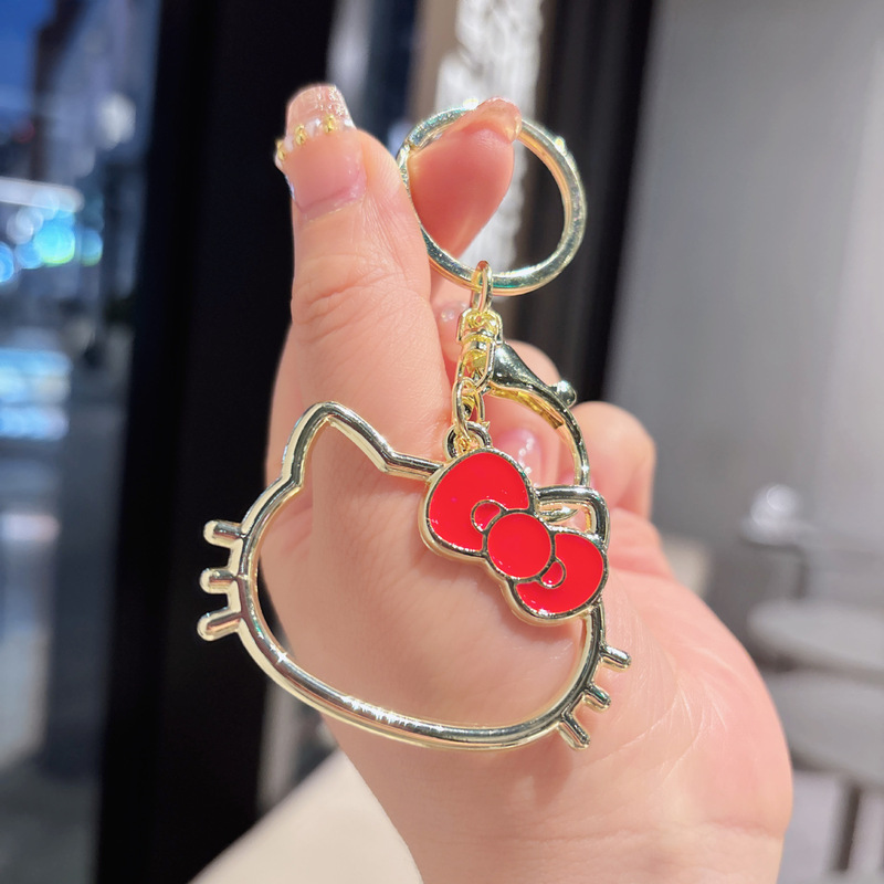 新商品の透かし彫りの子猫の合金の鍵はかわいい漫画の個性のカバンを掛けてDIY自動車のキーチェーンを飾ります。|undefined