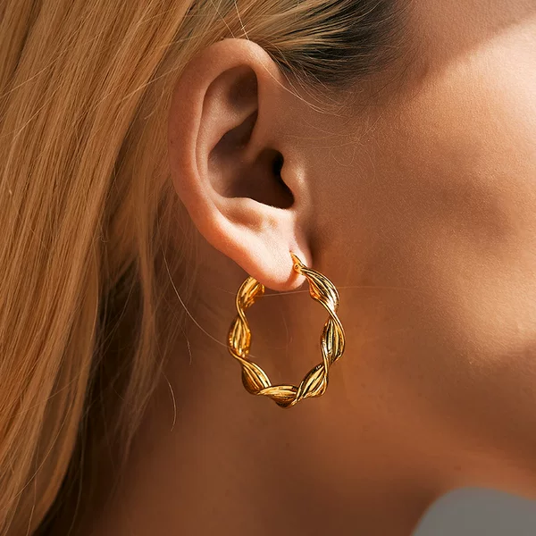 French irregular twist woven design creative ear buckle brass plated 18K real gold INS style trendy earrings in stock