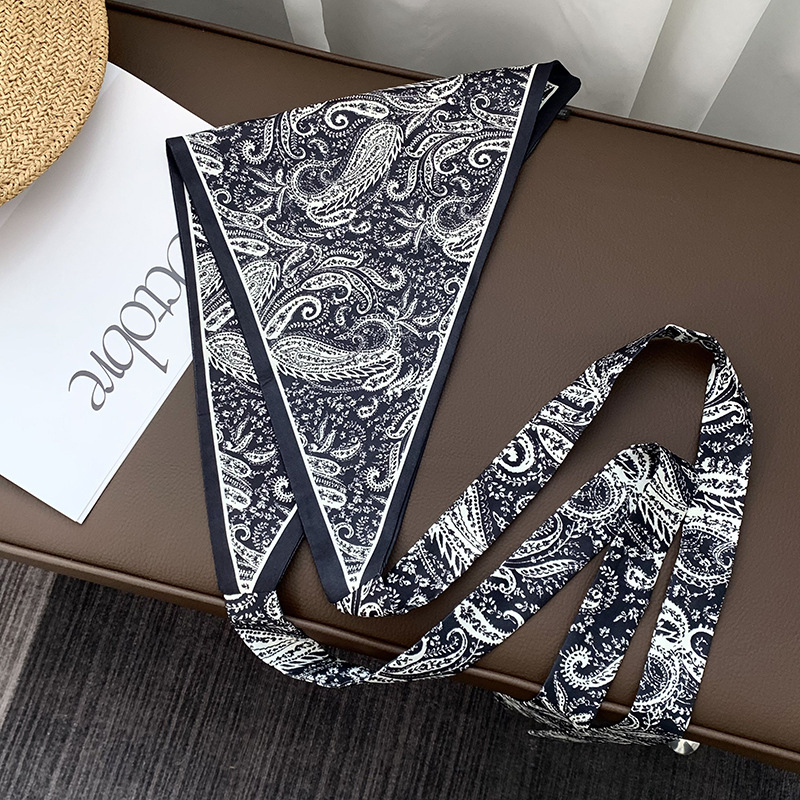 Toalla triangular con cintura, bufanda de seda con flor de anacardo retro, sensación de alta gama, cortina de pedo apilada multifuncional de verano, diadema de todo fósforo