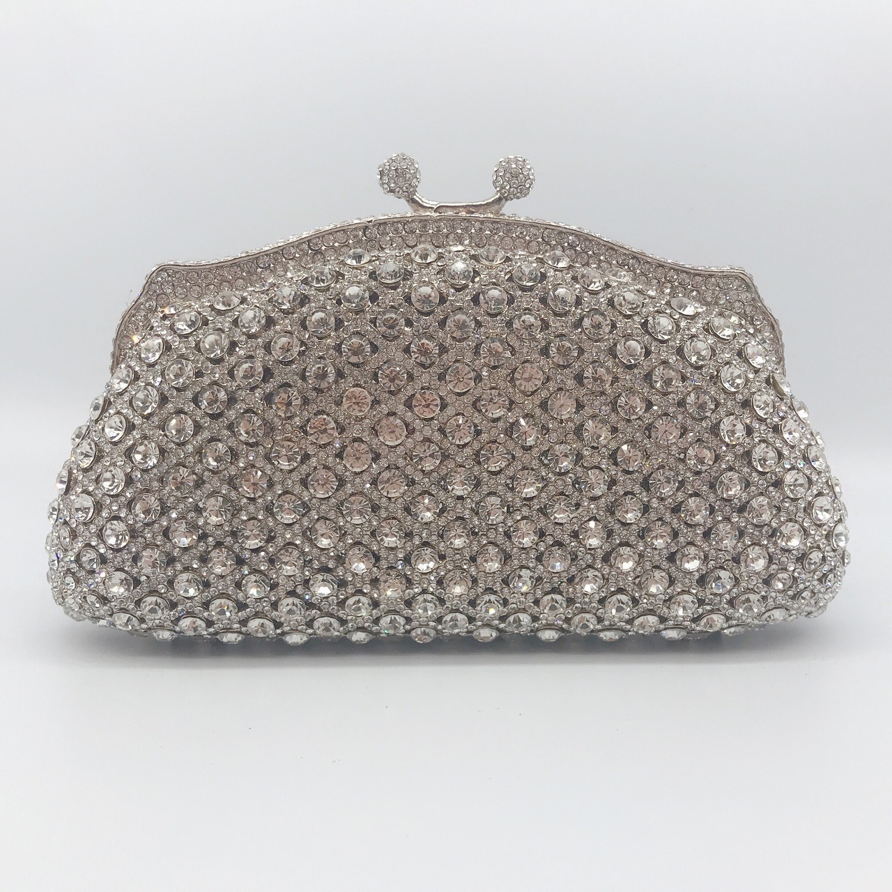 Bolsa de cena con diamantes transfronterizos no vacío caja dura de metal bolso de diamantes vestido de banquete bolso de mano bolso de mujer bolso de cadena