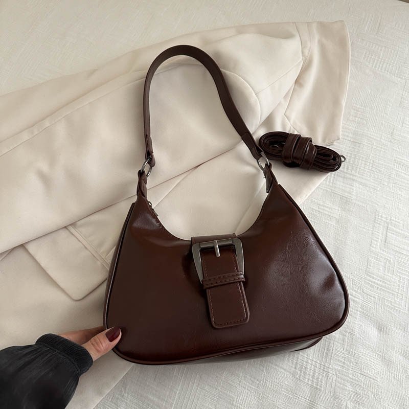 Este año popular 2024 bolso de hombro debajo de la axila mujer gran capacidad hebilla magnética cara suave bolso de bolsas de bolsas de bolsas de bolsas de mujer otoño invierno