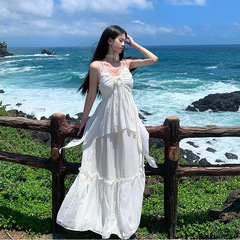 甜美温柔拍照出片长裙别致法式复古沙滩长裙度假风吊带裙夏季新款