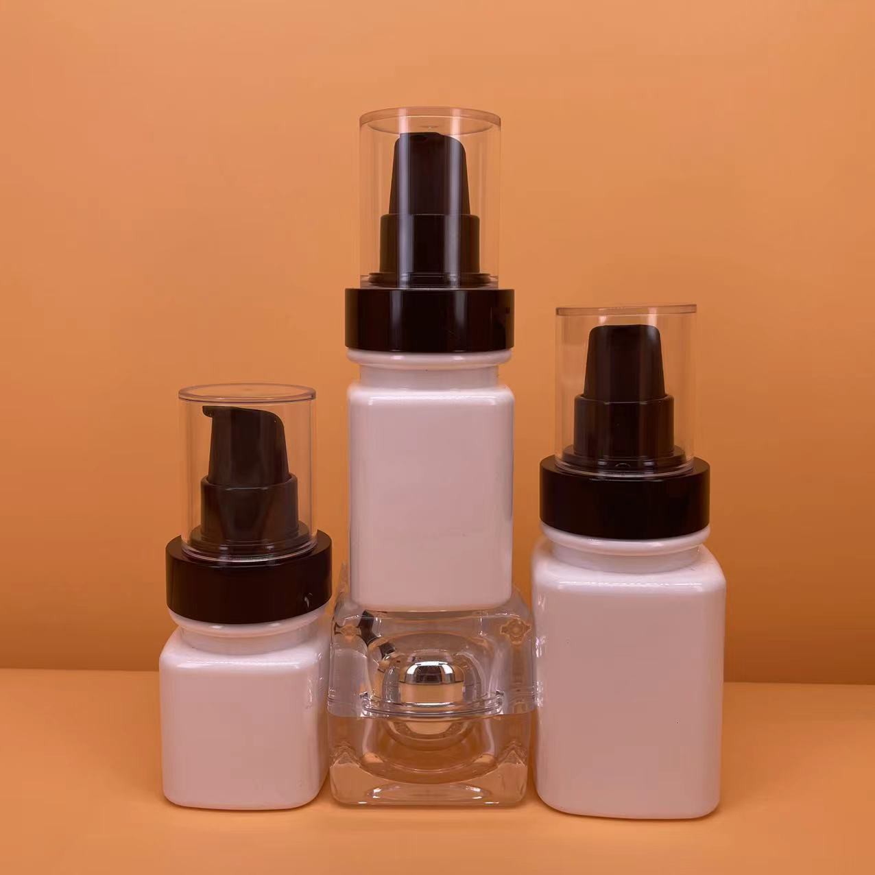 工厂现货40mL60mL80mL100mL乳白色喷雾乳液瓶