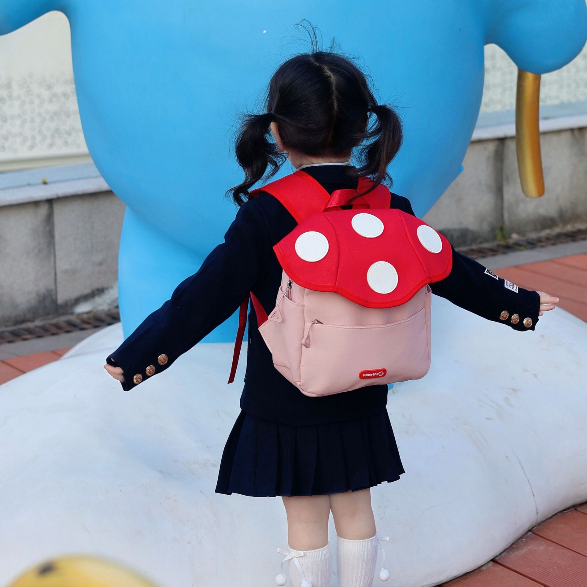 Caricatura encantadora pequeña casa de hongos mochila jardín de infantes mochila para niños al aire libre personalidad mochila