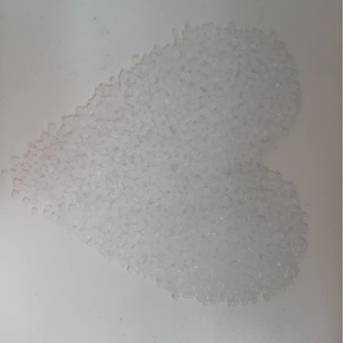 无需涂硅油离型膜助剂  离型爽滑母粒   直接添加爽滑脱模母粒