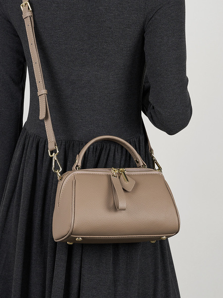 Elegant retro classic leather bag strap