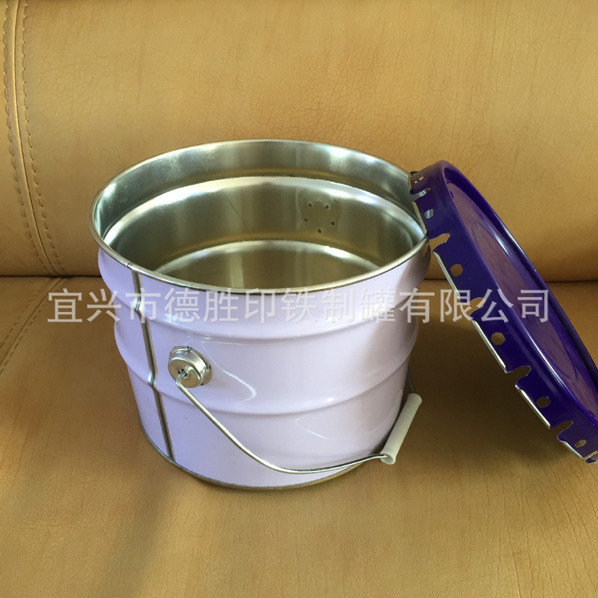 源头厂家批发6L卷边盖钢提桶 外贸桶 质量保障 量大从优