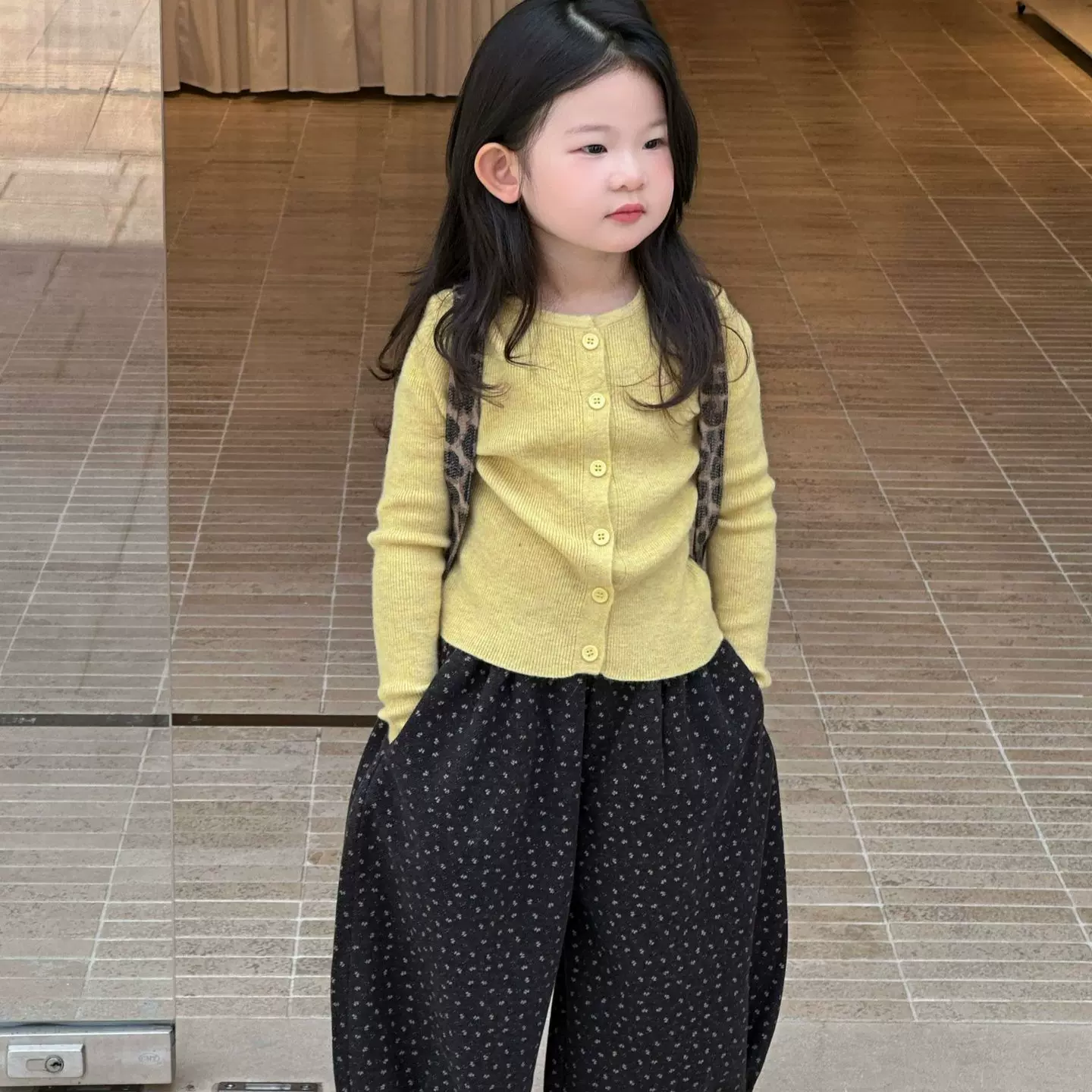 2025秋季新款童装 韩版童装 女童针织细毛线开衫 儿童针织外套