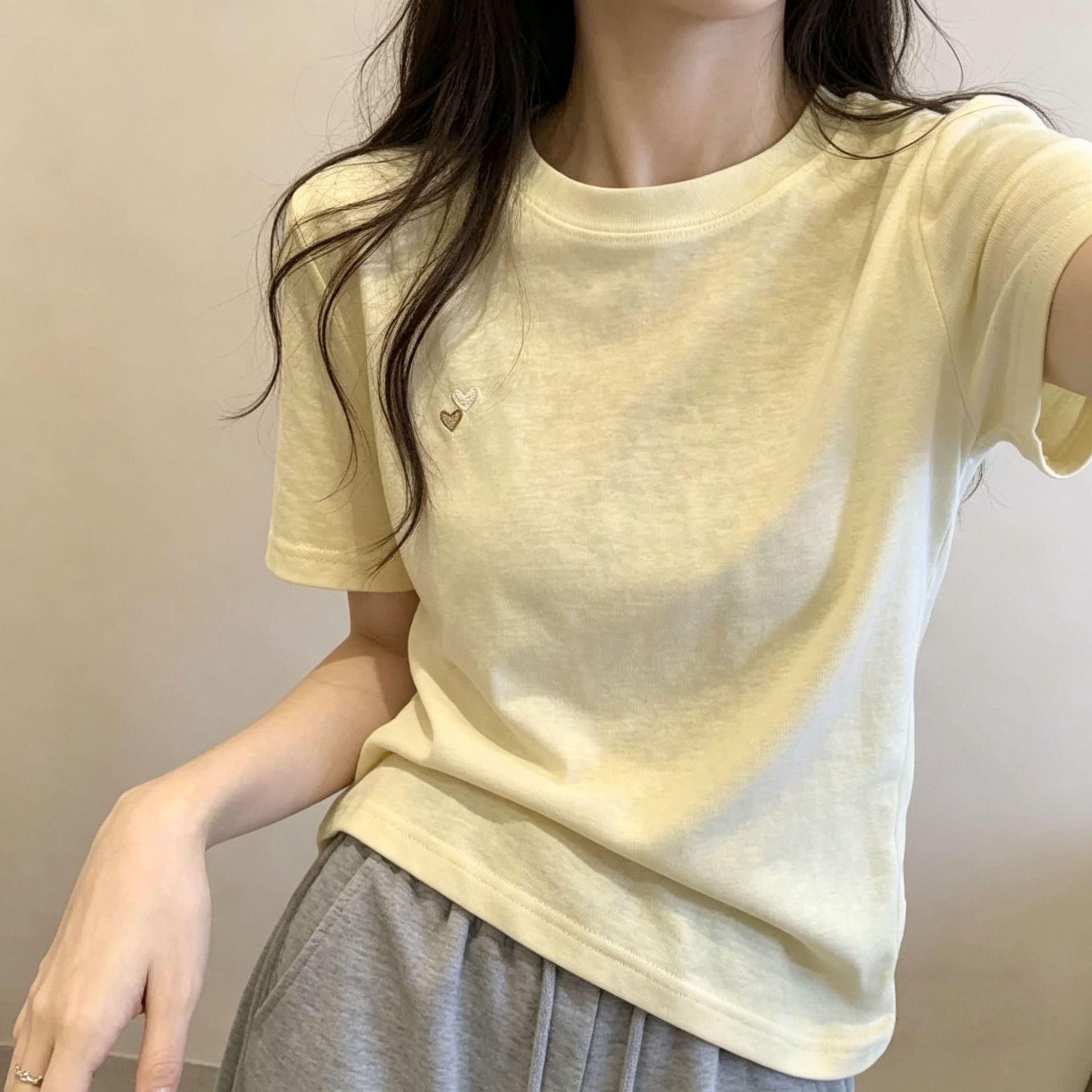 Áo thun nữ cổ tròn tay ngắn thêu hình trái tim phong cách châu Âu — xanh lam chi tiết 2