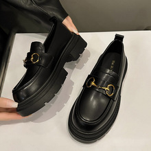 Ӣ���LjkСƤЬŮ2024�¿��R㕿۴ָ�һ�_�Ř���Ь�r�аٴ��Ь