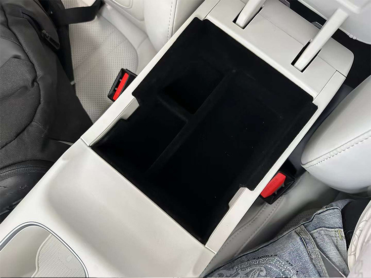 Suitable for 25 Models of Geely Xingyue Center Console Armrest Storage Box Geely Ex2 Storage Box Proton Emas 5